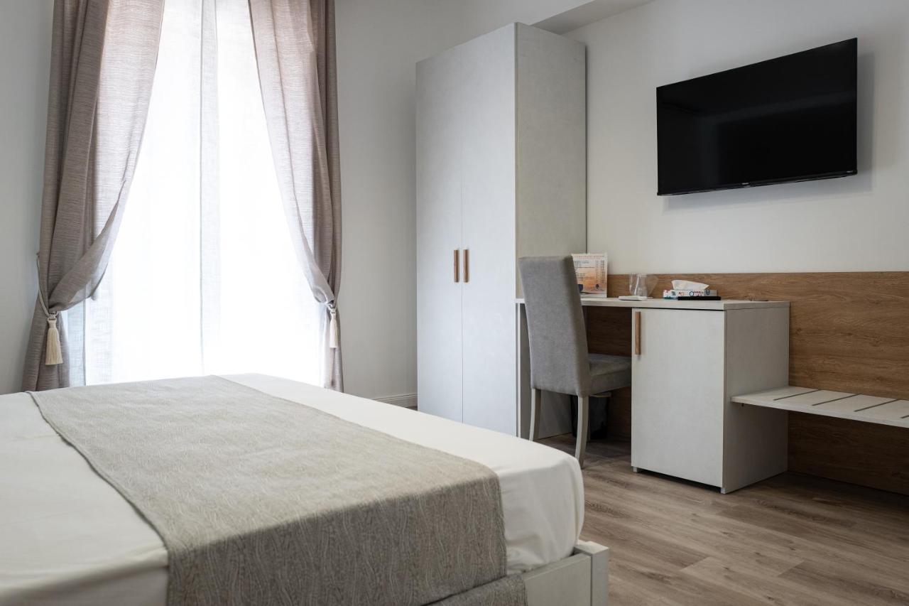 A Due Passi - Guest House Santo Stefano di Camastra Eksteriør billede